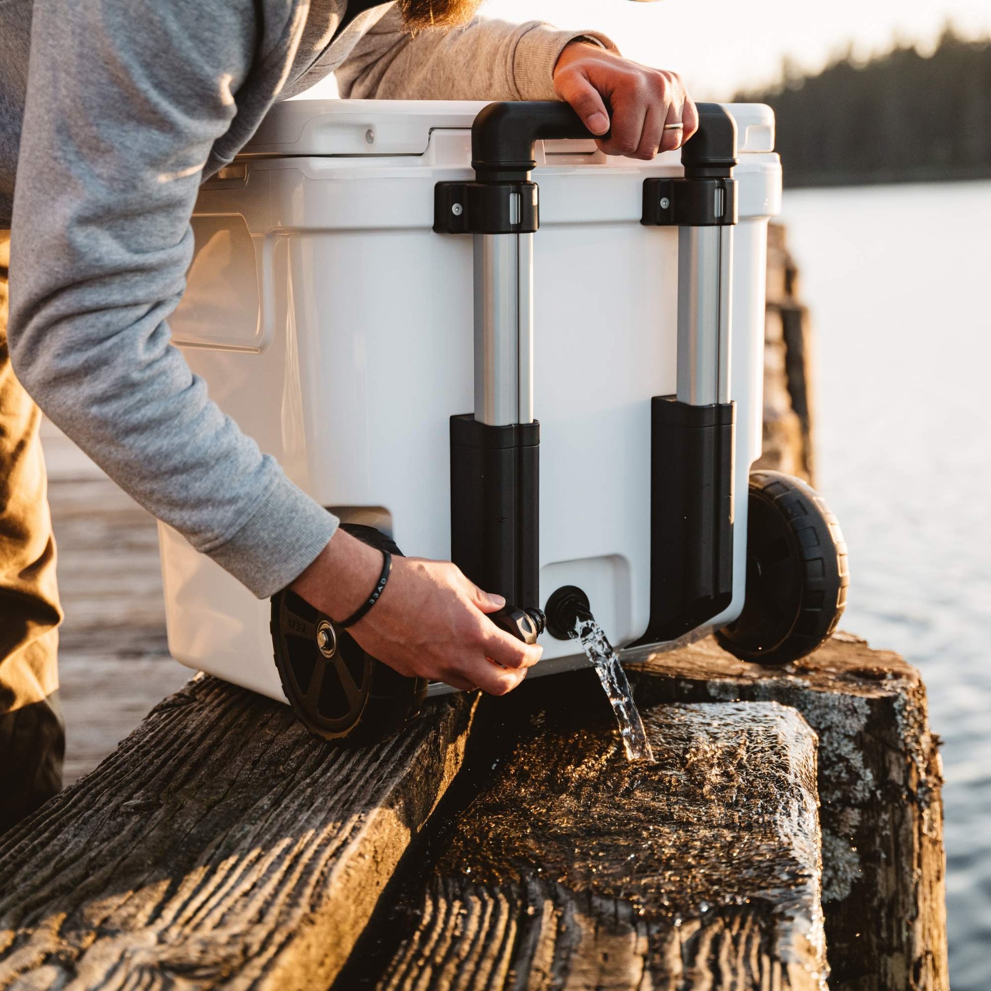 Yeti Coolers ROADIE 48 WHEELED - Kühlbox