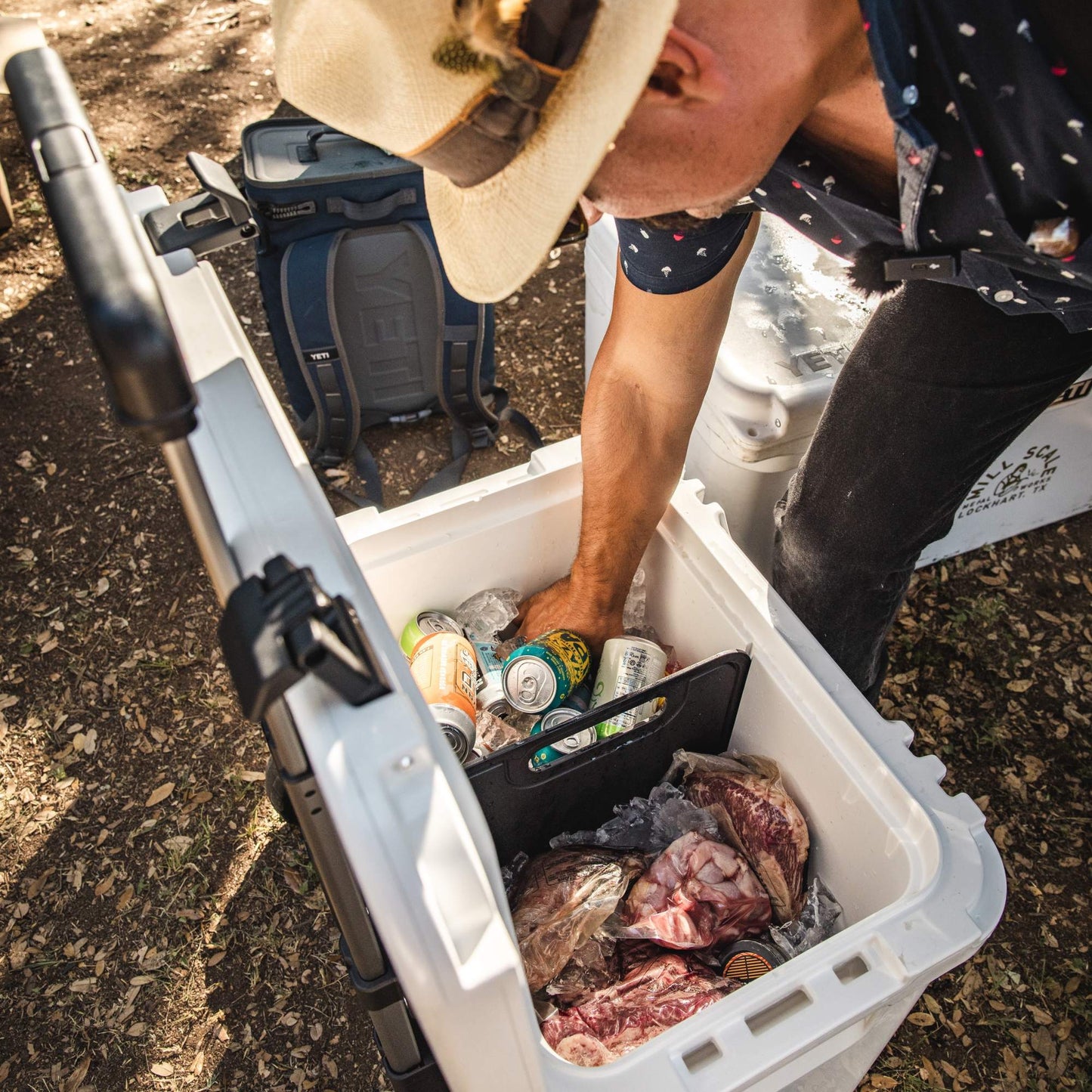 Yeti Coolers ROADIE 60 WHEELED - Kühlbox